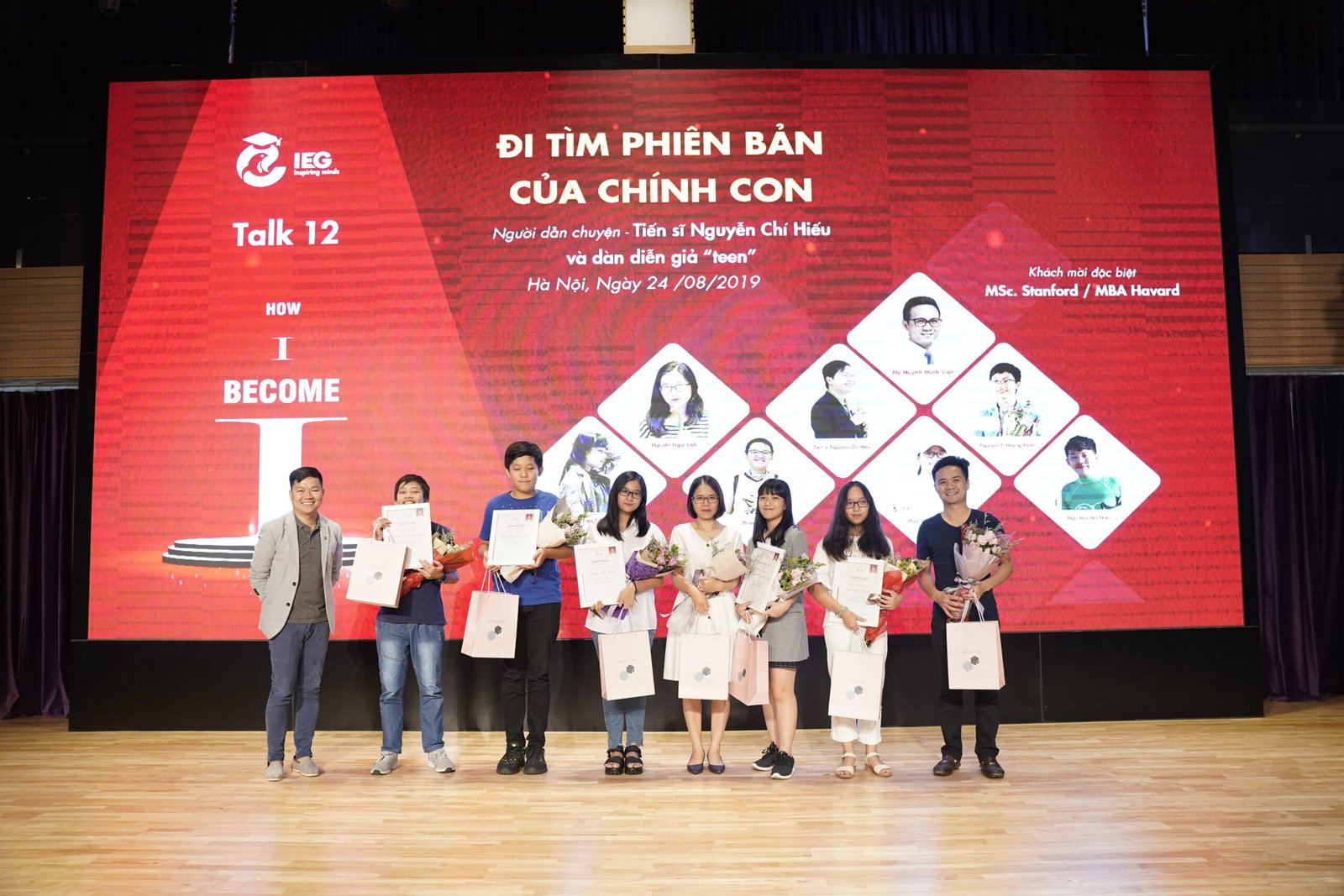 Hãy trò chuyện, tạo điều kiện cho con được là chính mình